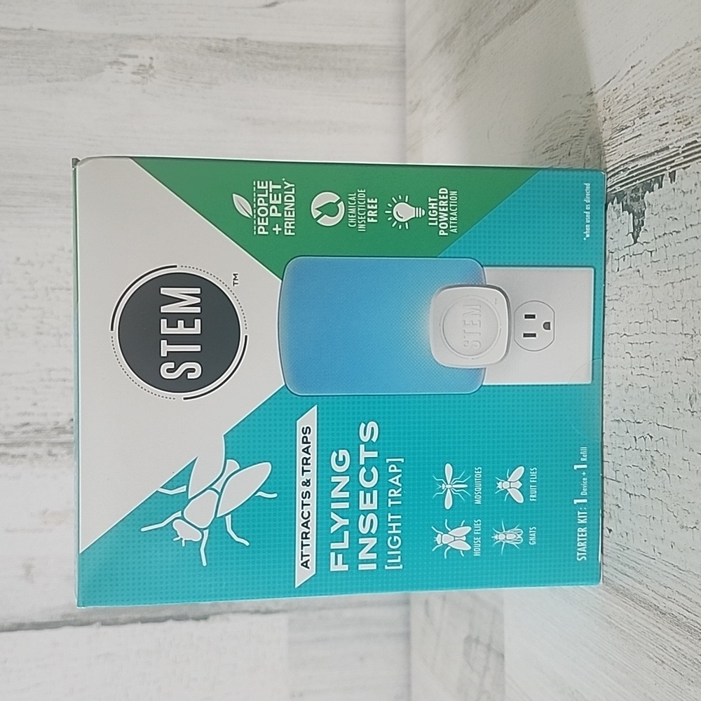 STEM flying insects light trap starter kit 1 device 1 refill chemical free NEW